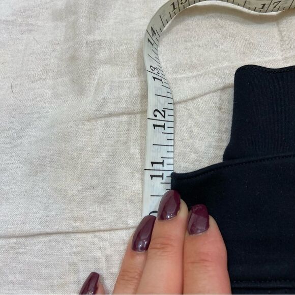 Ladies Spanx Black Ankle Length Spilt Hem Slimming Pants Size Small - Picture 8 of 13